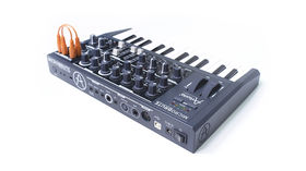 Arturia MicroBrute video demos: mini monosynth officially announced