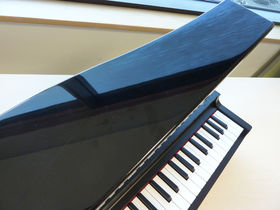 FIRST LOOK: Korg microPiano