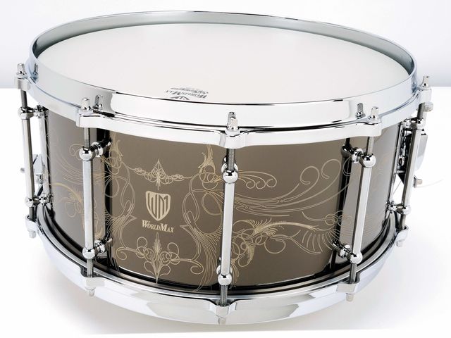 Generally, an aluminium shell will produce a drier, more controlled-sounding drum