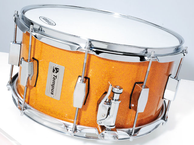 The die cast lugs are the original Milestone 1973 design, Tempus since 1985