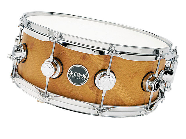 DW Eco-X Project Kit The snare delivers a crisp response and an open, big sound with a depth resulting from the 60 degree bearing edges
