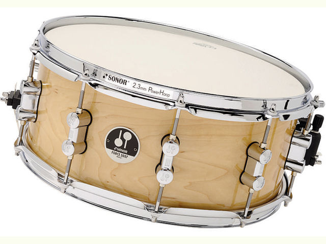 Sonor Force 3007 Rock Kit The matching wood snare is 6" deep – a good compromise for snappiness with