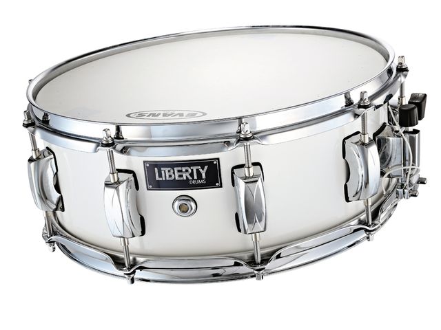 Liberty Drums R Series Kit The snare performs well at both low and high tunings.