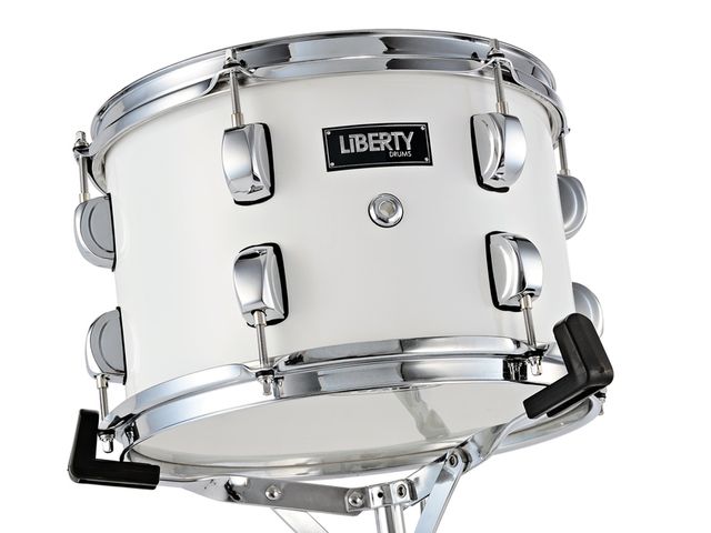 Liberty Drums R Series Kit The lacquer finish also extends to the inside of the drums for a seamless flow of colour.