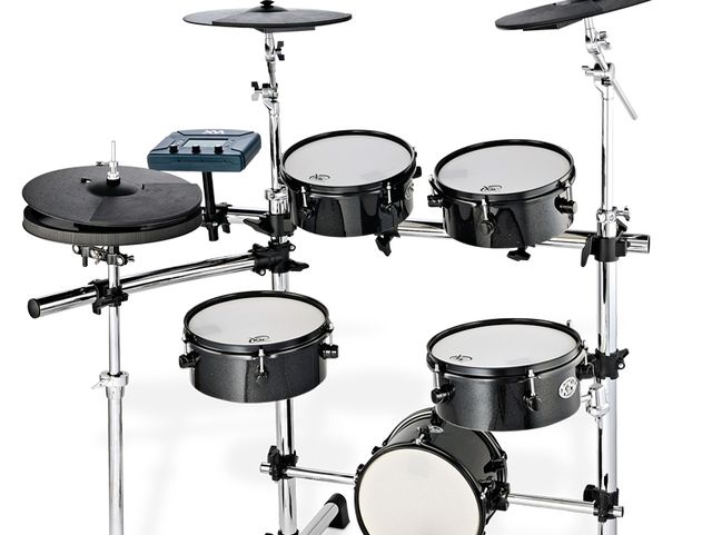XM T-5SR electronic kit the xm uses mini drum shells for the kit's mesh head pads.