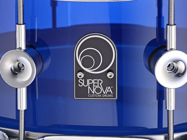 SuperNova Custom Snare Drum Lightweight circular lugs give Supernova a distinctive image.