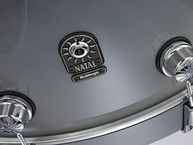 Natal Maple and Bubinga kits The sets are only distinguished by the ID badge on the bass drum which denotes the type of wood.