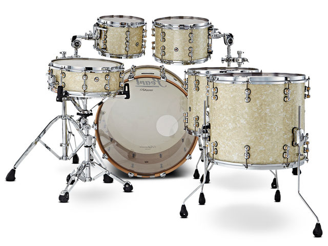 Pearl Reference Pure Series KIt Pearl's lightweight aluminium OptiMount isolation holder stabilises the tom by attaching to both the top and bottom hoops.