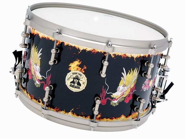 ddrum Vinnie Paul Snare Drum The wrap features Japanese dragons, modelled on Vinnie's hat
