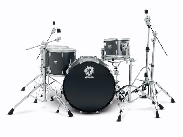 Yamaha Rock Tour Kit Built with hard-hitting rock players in mind.