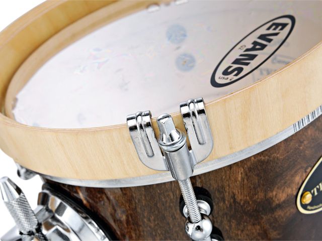 Carrera Terrier Kit The vintage style wooden hoops stick up over above the heads and the claws stick up slightly over the hoops.