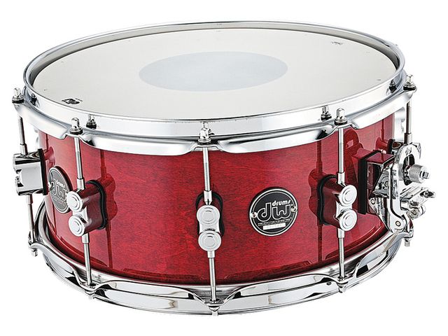 DW Performance Series kit The snare's physical depth translated into a full, throaty response.