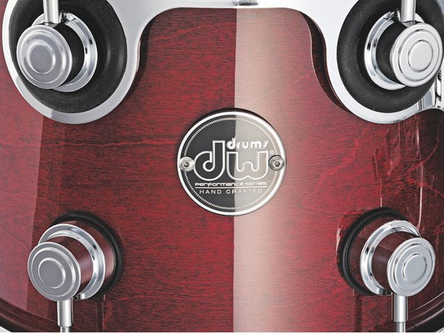 DW Performance Series kit The kit's Quarter Turret lugs are smaller versions of DW's classic lug.