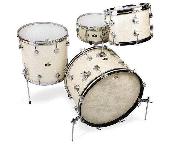George Way Aristocrat Kit in White Marine Pearl