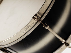 Vintage drum gear: Leedy kits