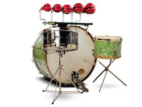 Vintage Drum Gear: Slingerland Sea Green Pearl kit and '30s snares