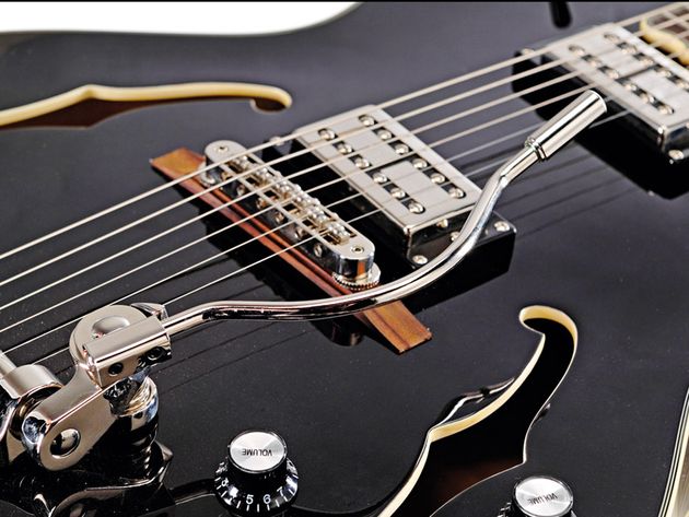 Epiphone Emperor Swingster That wire-handle Bigsby vibrato is a real thing of beauty.