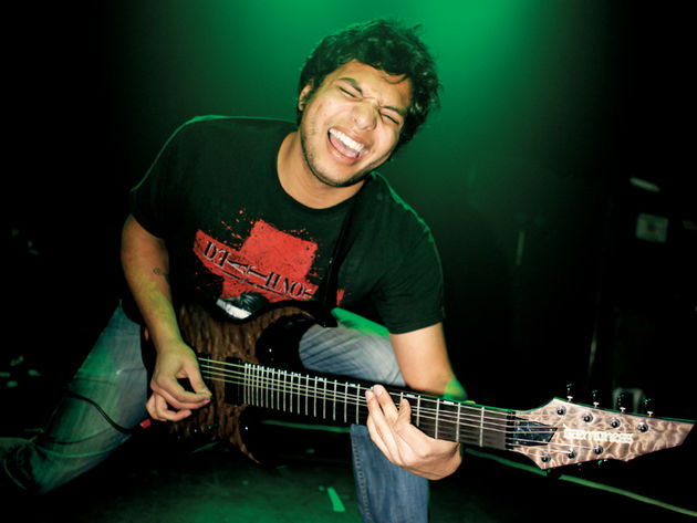 Misha brings his Daemoness Cimmerian seven-string home to Bristol