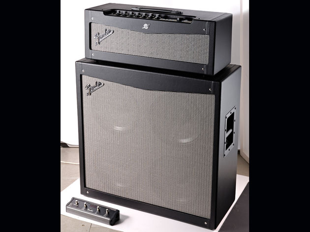 Fender Mustang V For an extra £287, you can get Fender's matching V412 speaker cab.