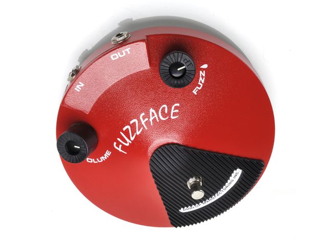 The JDF2 pumps out an authentic '60s tone.