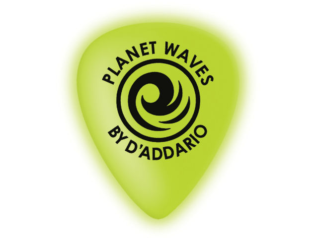 Planet Waves Cellu-Glo Picks: the guitarist's equivalent of a glowstick?
