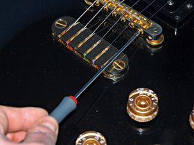 How to set your guitar's intonation
