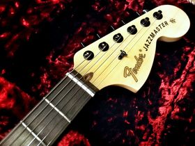 In pictures: Fender Jim Root Jazzmaster unboxed
