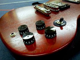 In pictures: Gibson SG '60s Tribute with Min-ETune unboxed