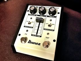 In pictures: Ibanez ES2 Echo Shifter unboxed