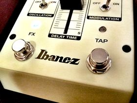 In pictures: Ibanez ES2 Echo Shifter unboxed