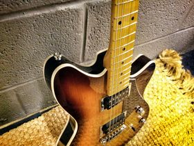 In pictures: Ibanez Roadcore RC320M unboxed