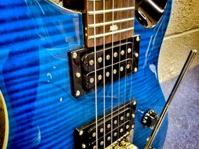 In pictures: PRS SE 'Floyd' Custom 24 unboxed