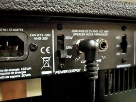 In pictures: Peavey ValveKing Combo 50 unboxed