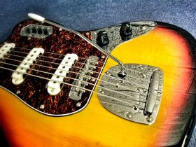 In pictures: Squier Vintage Modified Bass VI unboxed