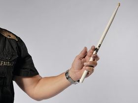 How to twirl a drum stick: step-by-step guide