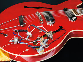 How to change the pickups on a Gibson ES-335 style guitar