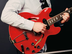 How to change the pickups on a Gibson ES-335 style guitar