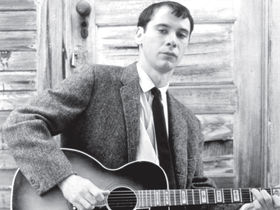 Acoustic guitar lessons: tutorials and gear-buying guides