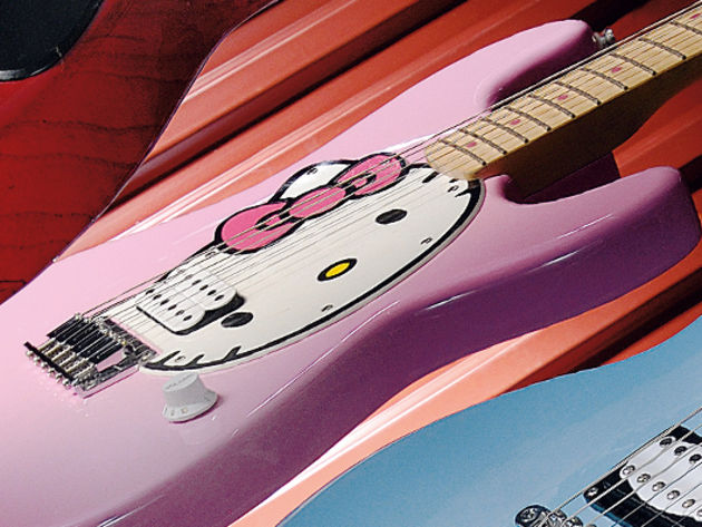 Squier Hello Kitty Stratocaster £179