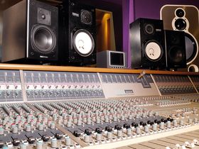 10 things you should do before you go into a pro recording studio