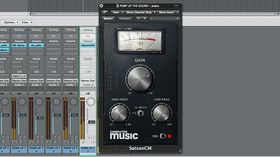 How to mix a track with headphones