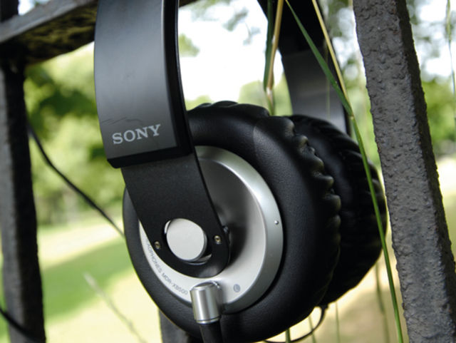 Sony MDR-XB500