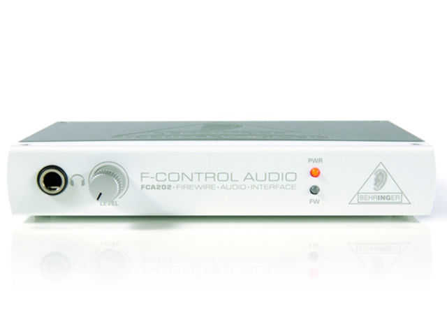 Behringer FCA202