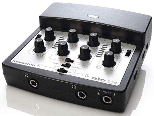 Novation nio 2|4