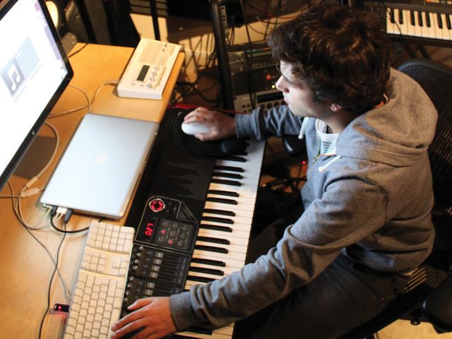 Sharooz: a man of many sampling talents.