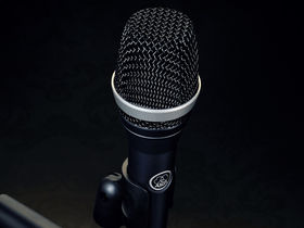 21 microphones for recording vocals