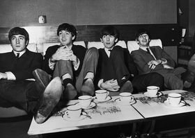 How to play acoustic guitar like The Beatles