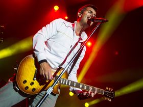311's Nick Hexum talks guitar sounds, prog rock and the new CD, Stereolithic