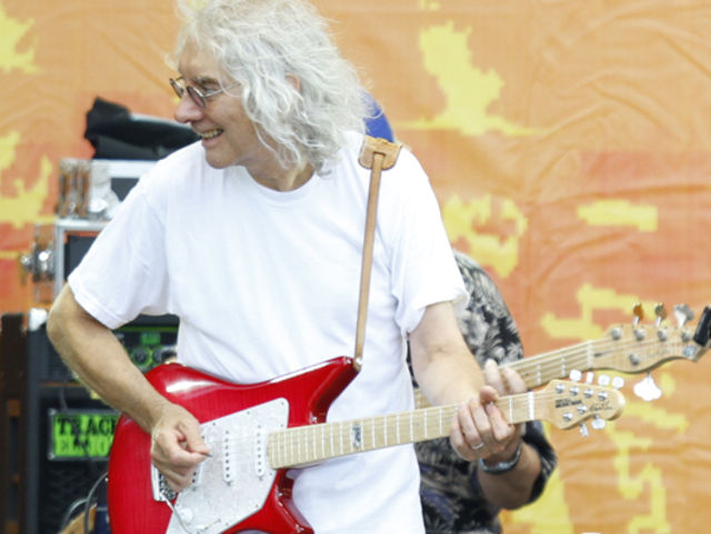 Albert Lee on 12-bar blues variations