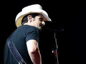 Brad Paisley talks Telecasters, recording, George Harrison and playing the UK